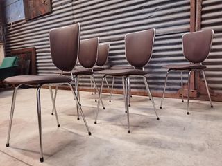 Set of 6 chairs in chrome and vinyl brand "le gal" 70