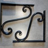Retro wrought iron bracket set of 2