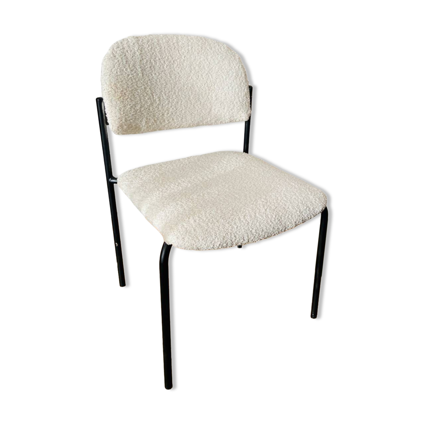 White buckle chair
