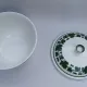 Vintage Meissen porcelain bonbonniere / lidded sugar bowl with vine leaf design, 1930s