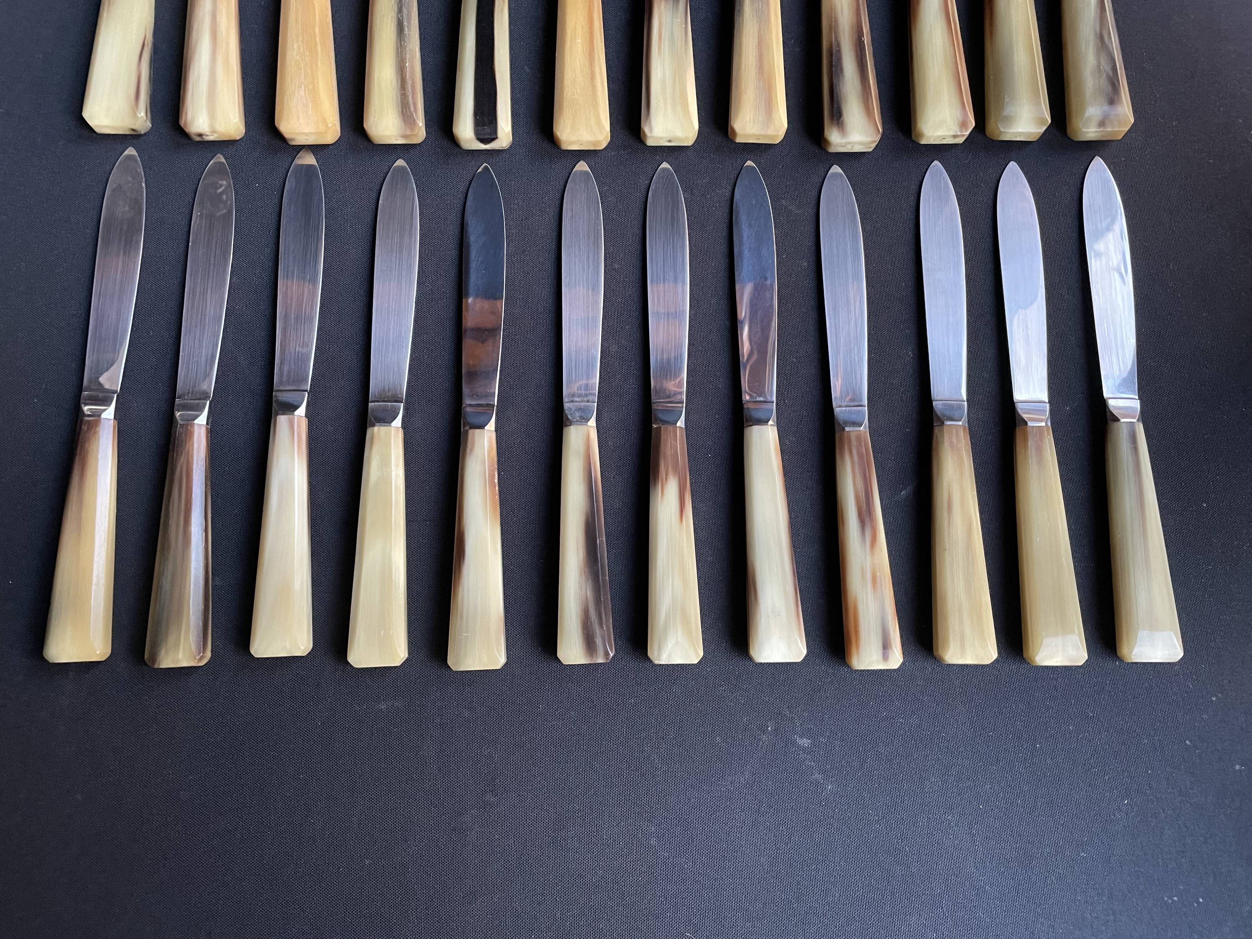 Box of 12 large and 12 small horn handle knives – Art Deco