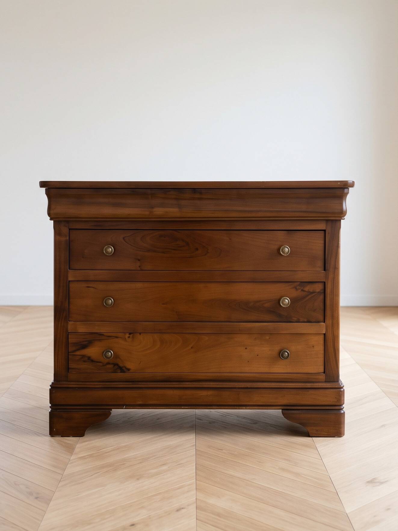 Louis XV wooden dressing table