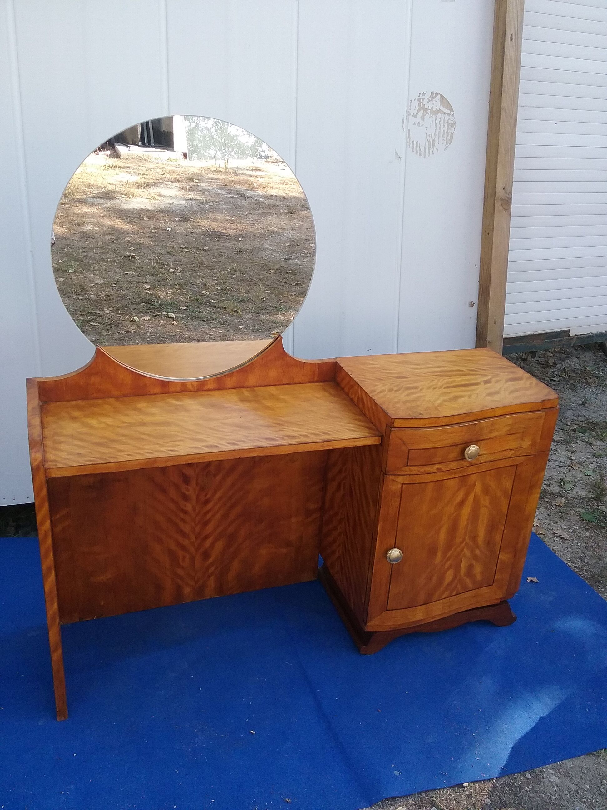 Art Deco dressing table