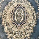 Floral pattern rug
