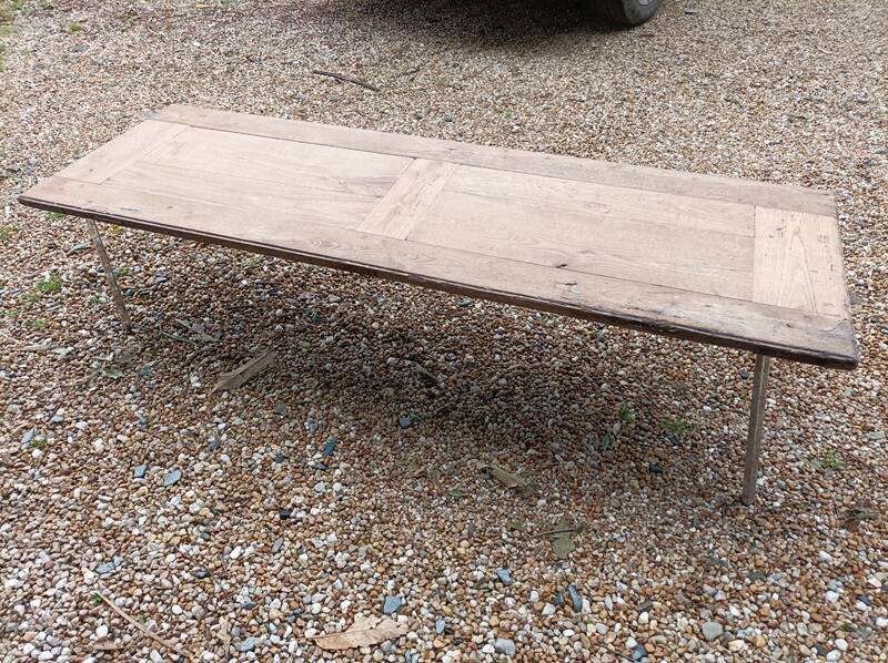 Solid wood living room coffee table with patinated chrome metal legs