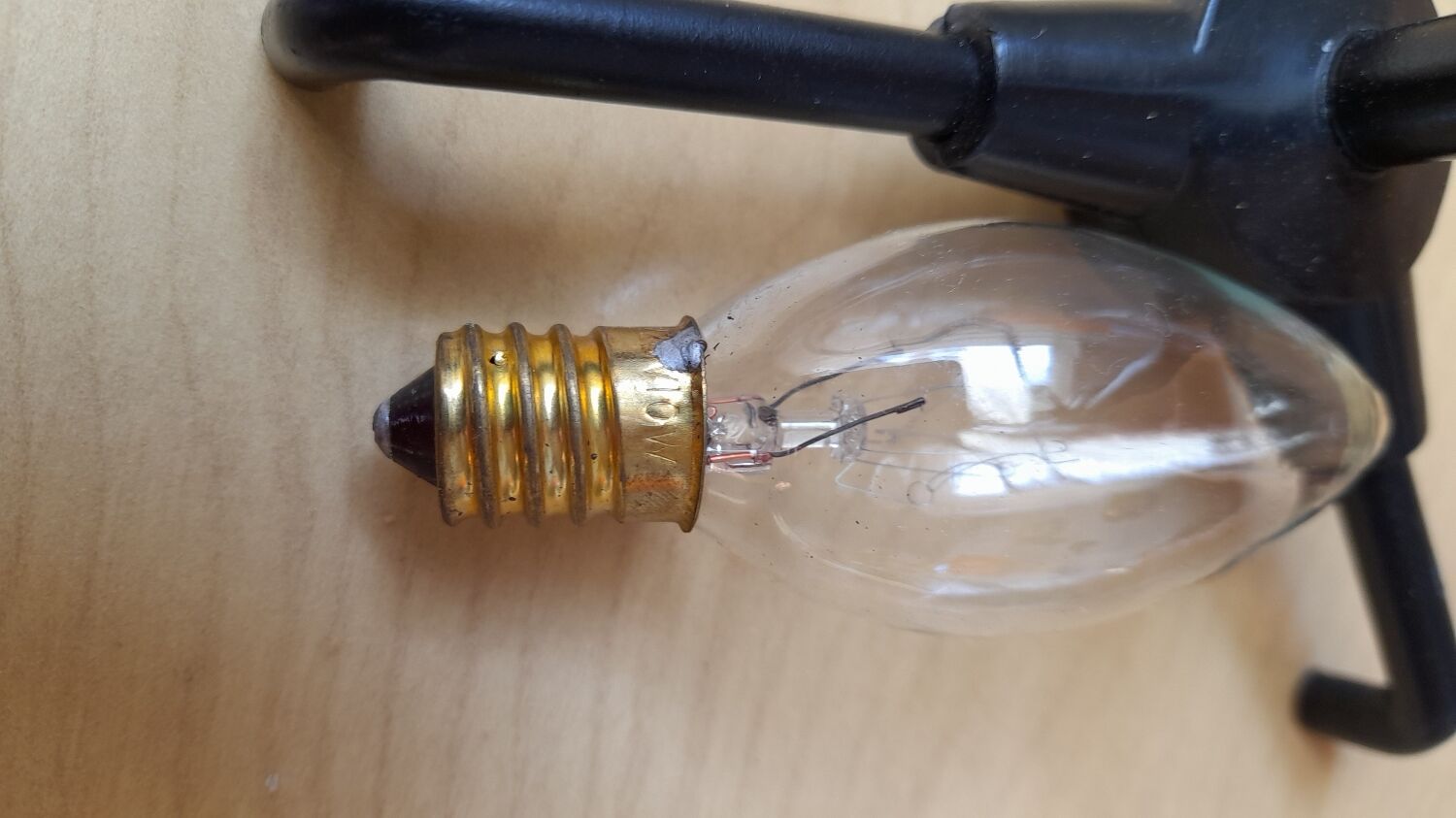 Renault projector advertising lamp