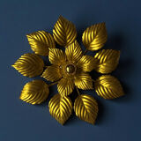 Grande applique florale dorée 