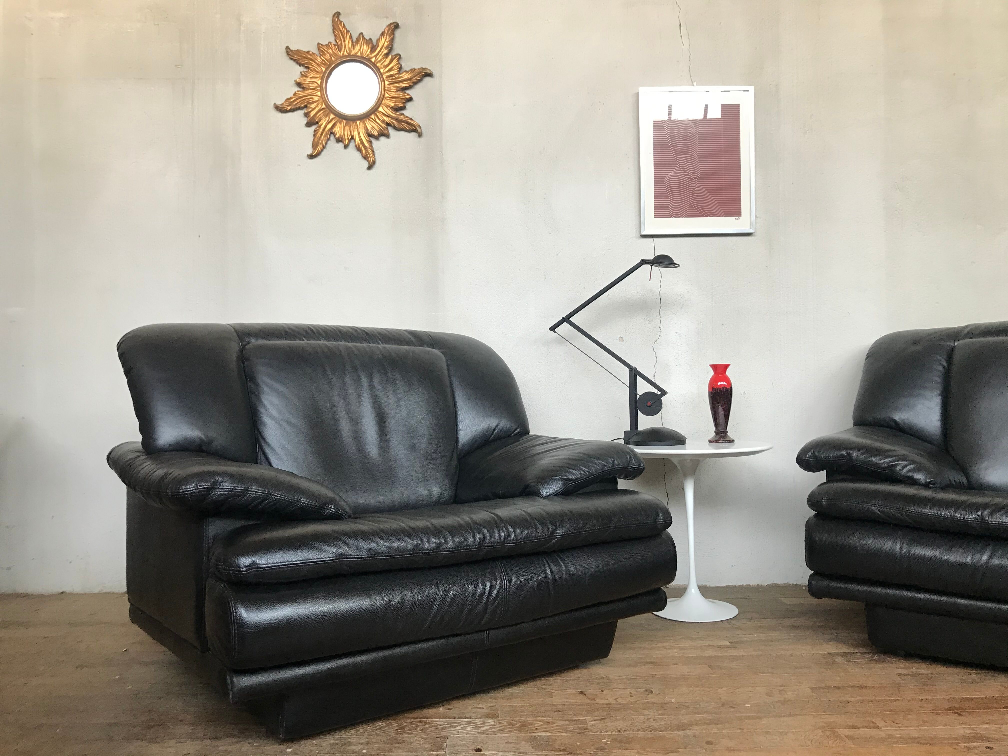 Authentic vintage armchairs leather Italian style quality top 1970