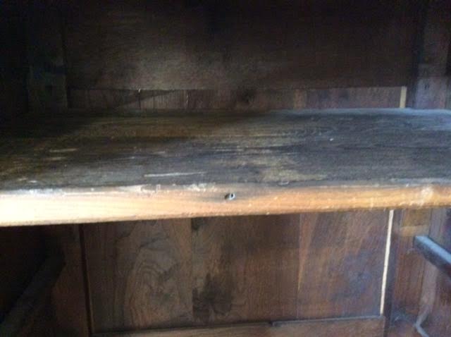 Bonnetière an old door