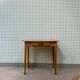 Bureau, table d’appoint en hêtre, restauré