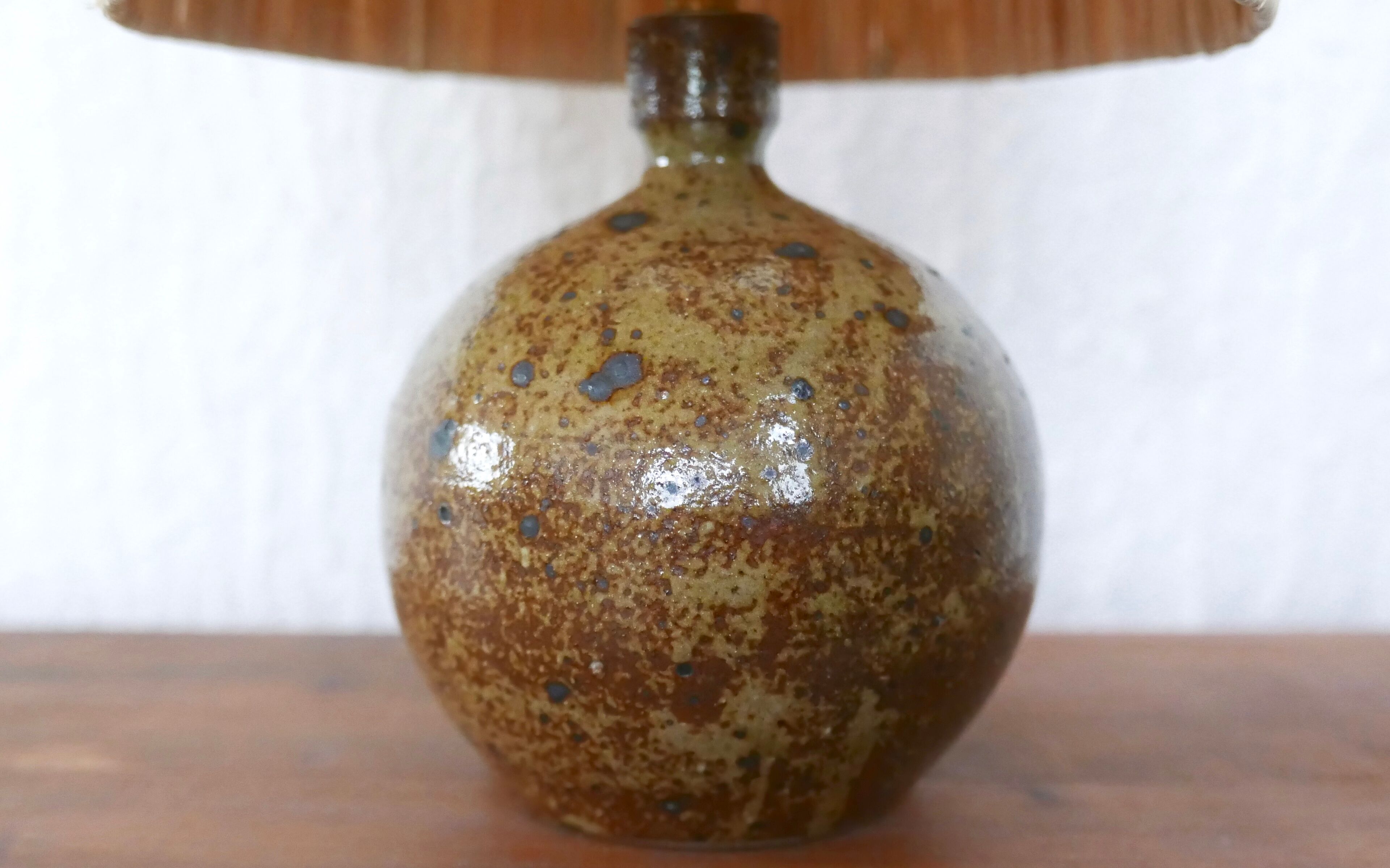Borne sandstone lamp, raffia lampshade, 1960s