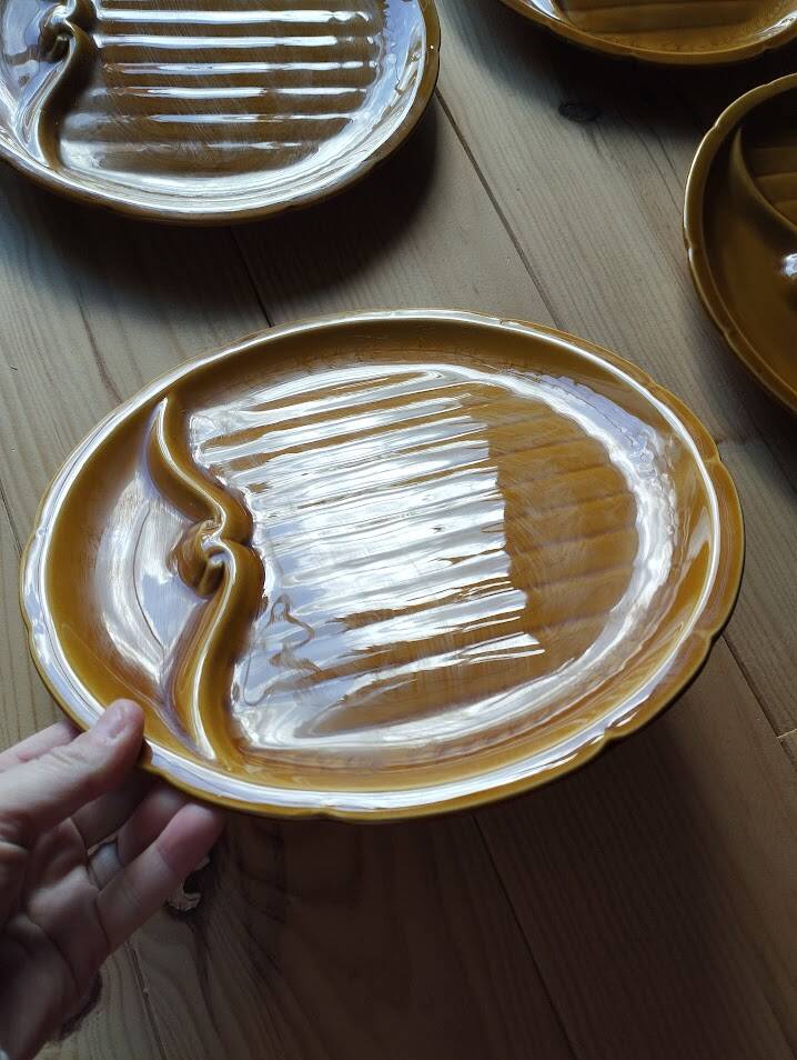 Service d'assiettes à asperges Gien