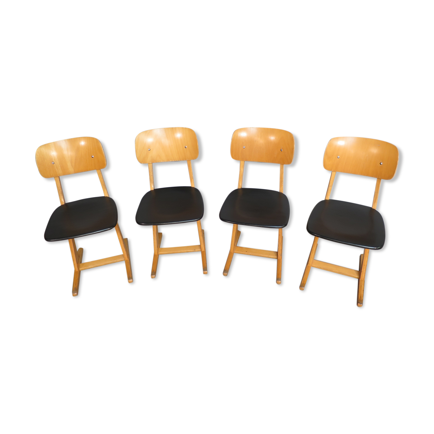 Set of 4 casala chairs 60 adult