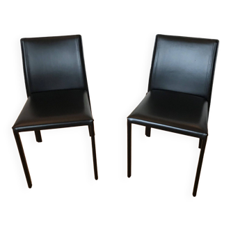 Set of 2 black leather chairs