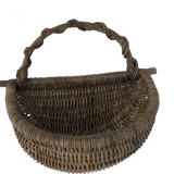 Half-moon wall basket in Wicker