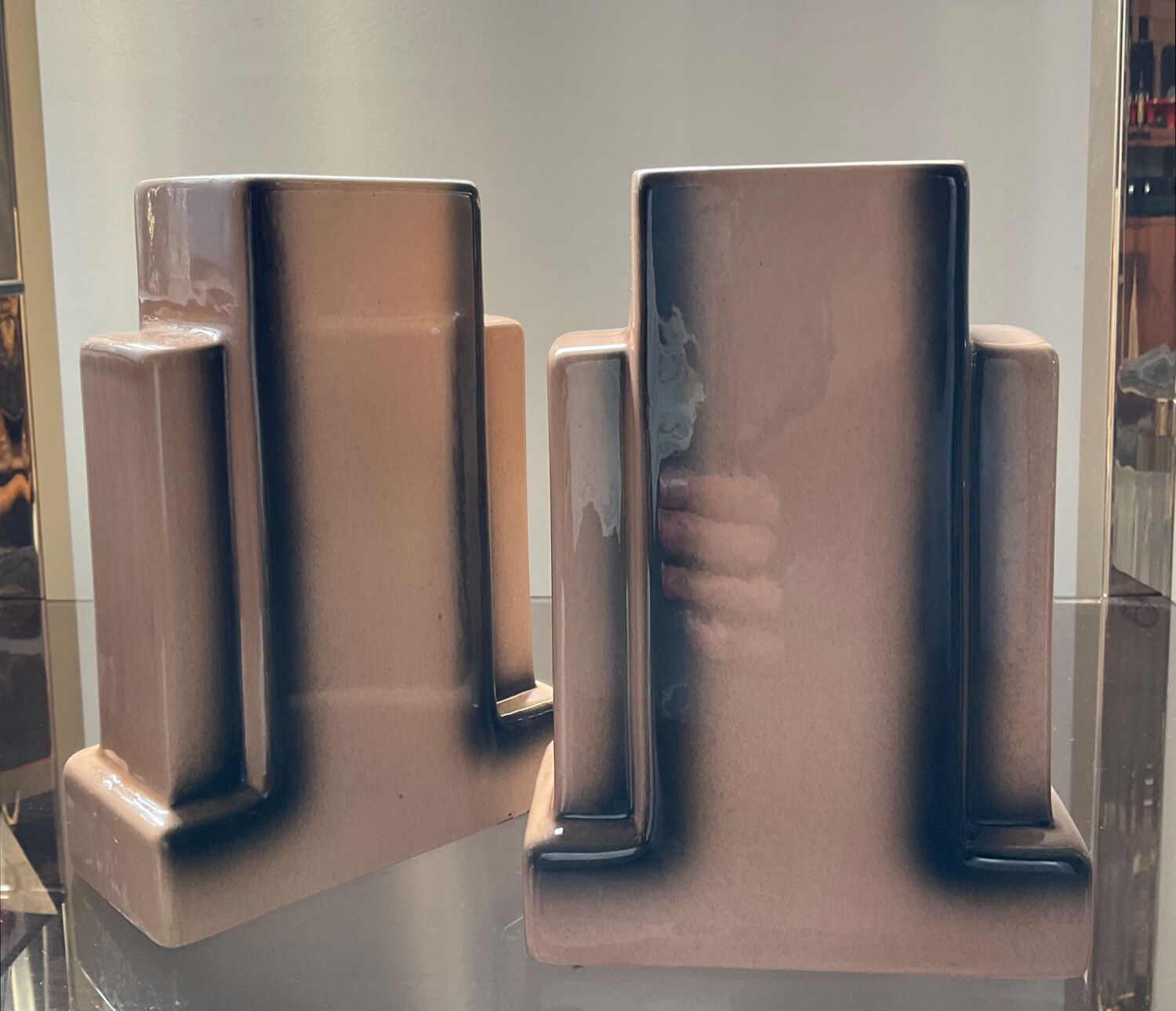 Pair of Skycraper Art Deco vases in glazed ceramic