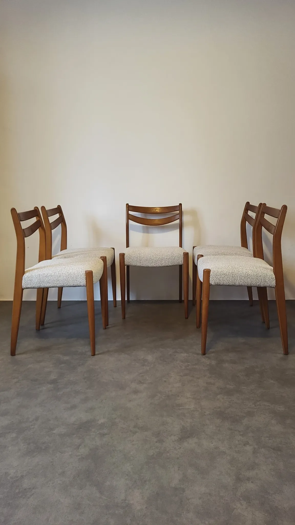 Set of 5 Scandinavian chairs from the 1960s.