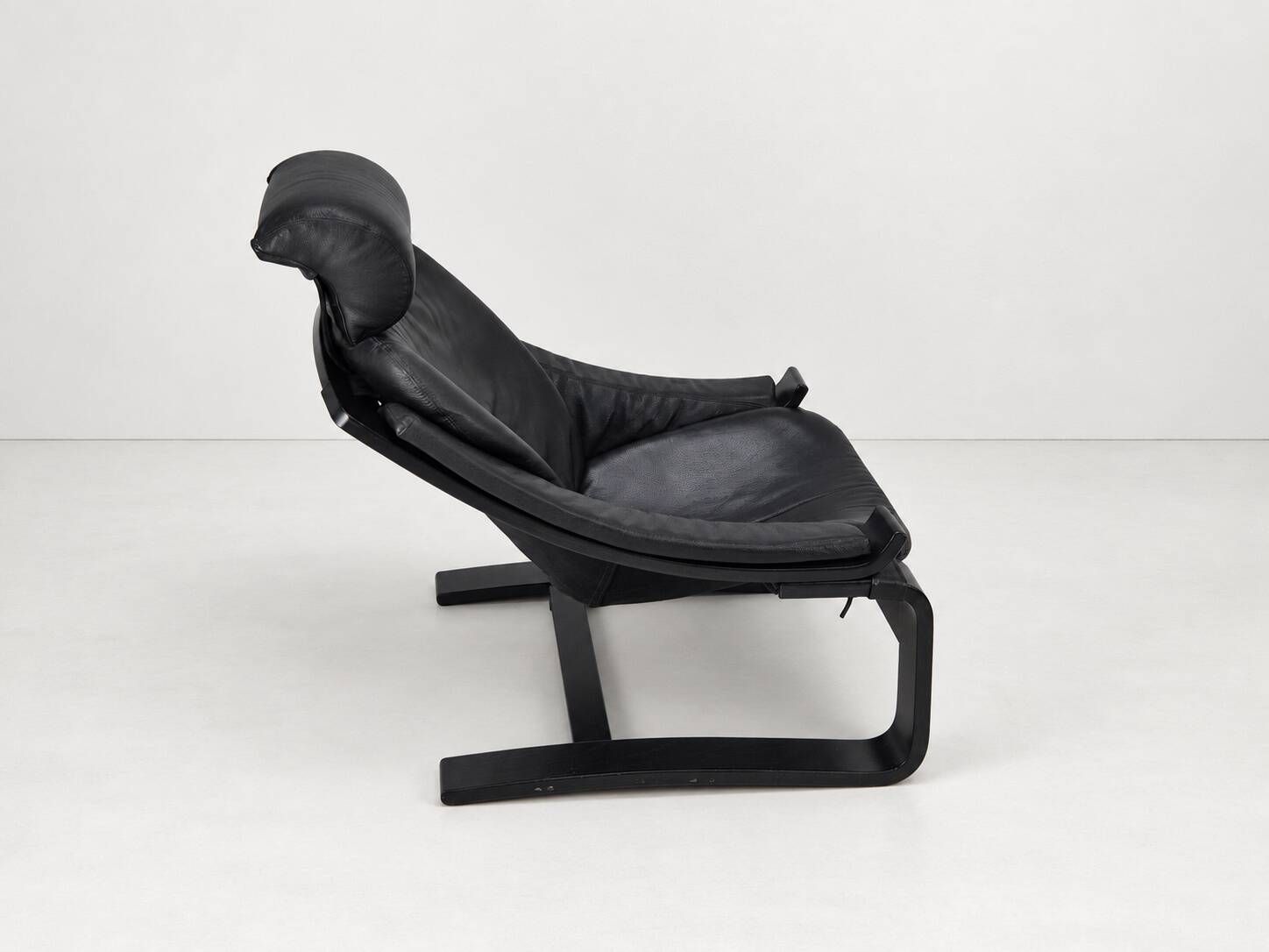 Kroken Armchair in Black Leather by Ake Fribytter for Roche Bobois