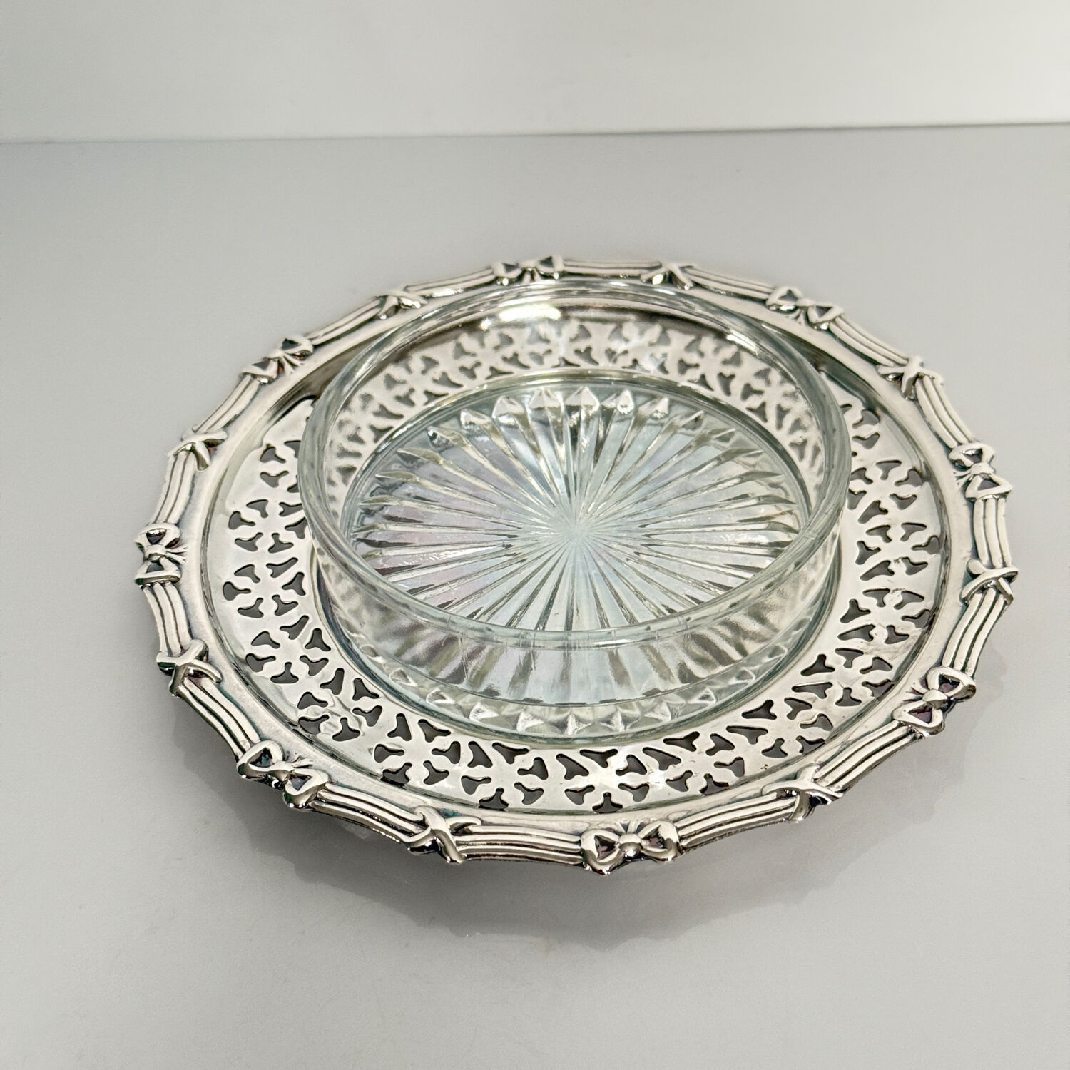 Silver metal ramekin with glass insert, ribbons, bows