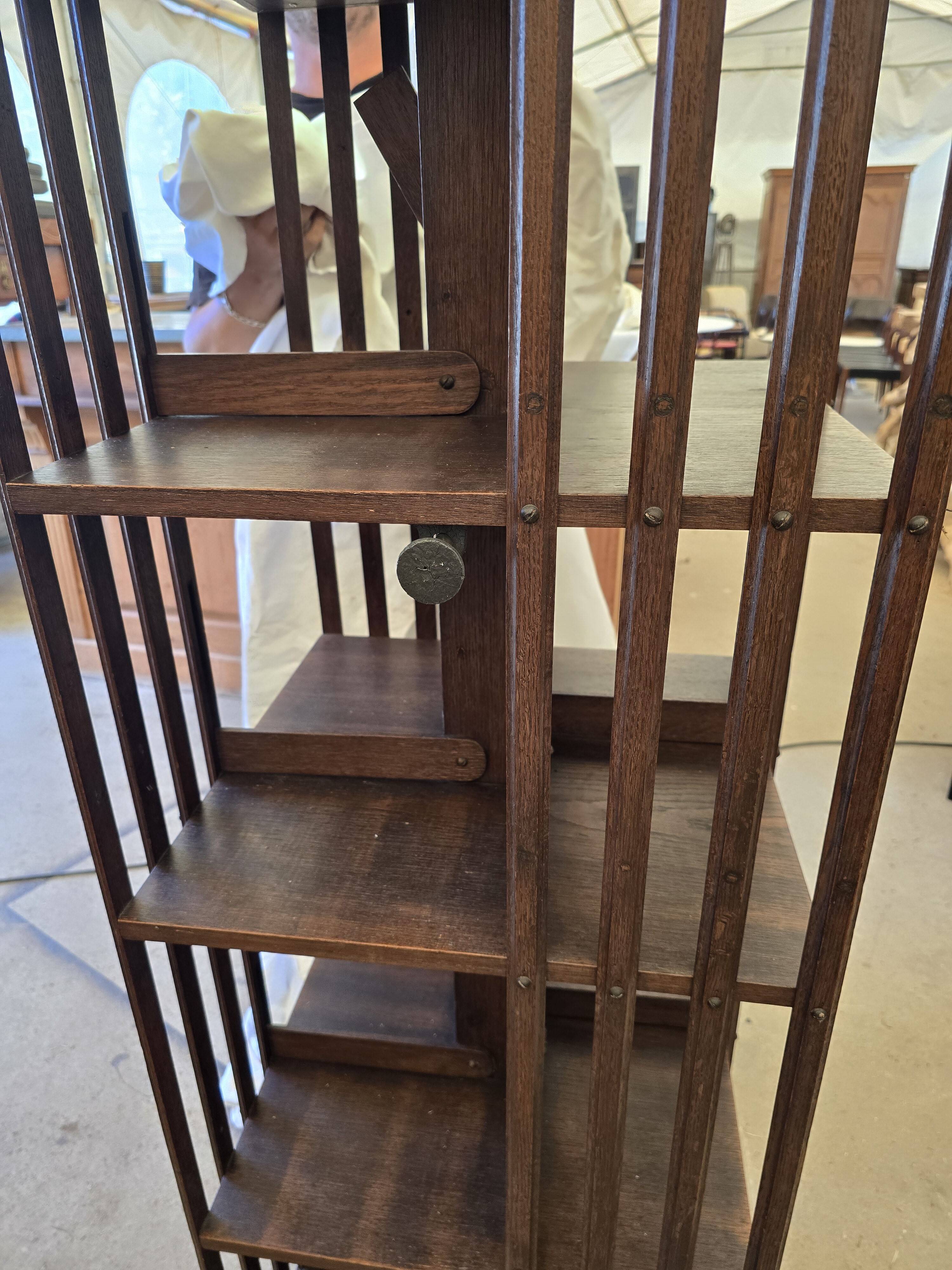 Victorian-era revolving library