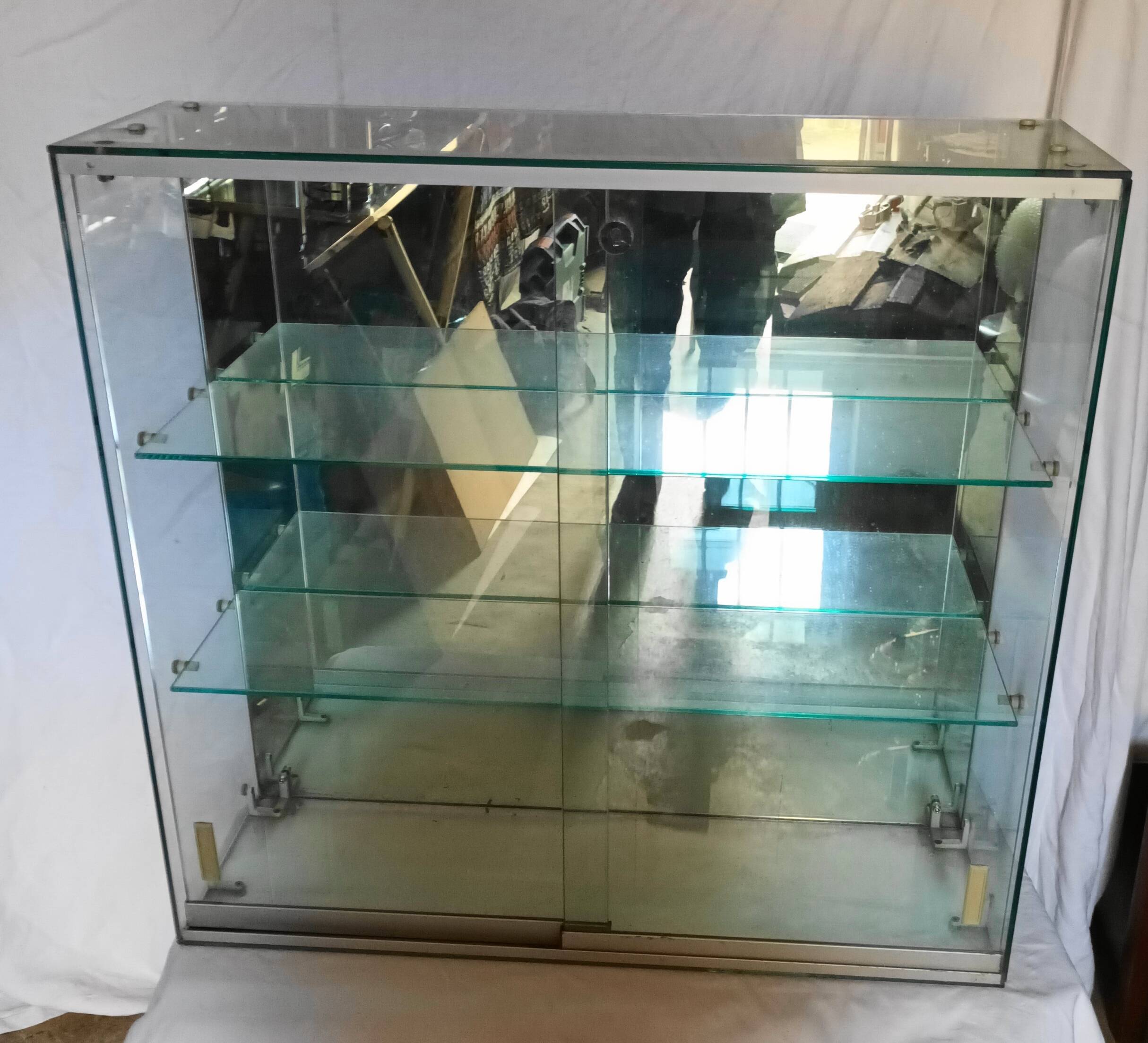 Vitrine en verre, années 70