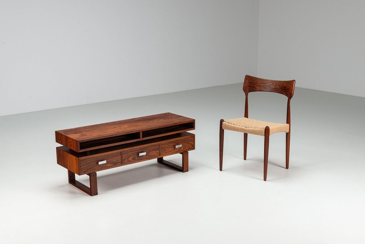 Mid-century modern floating media console in rosewood, Denmark, 1960