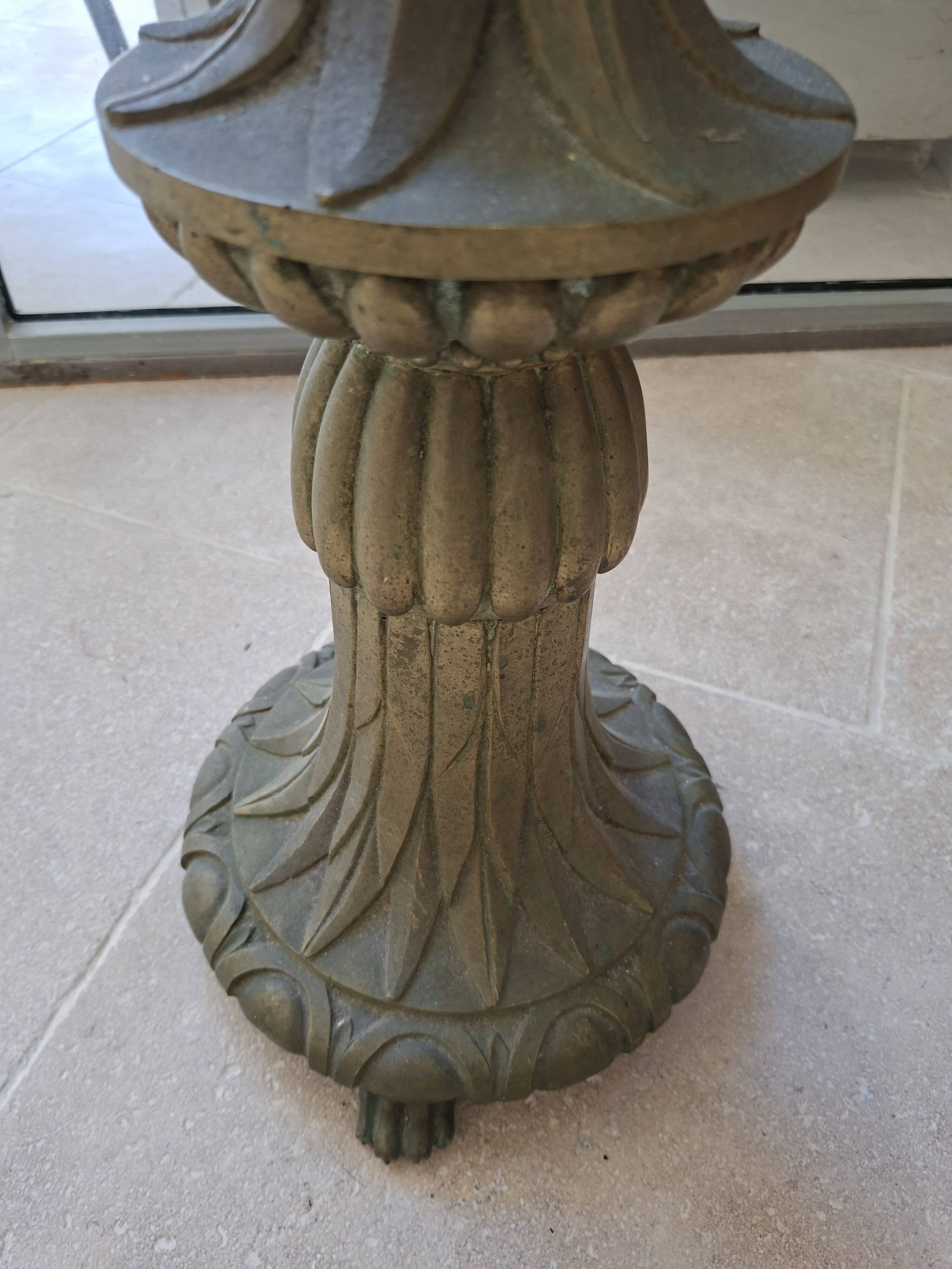 Candle holder