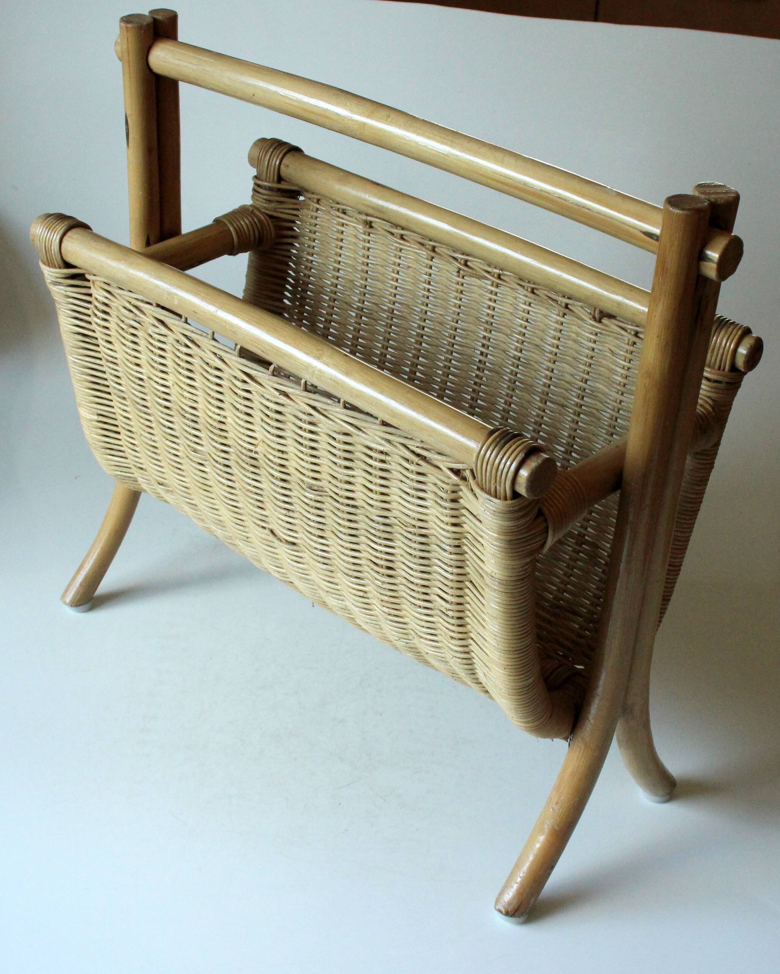 Magazine rack made of bamboo, rattan and wood, vintage from the 70s