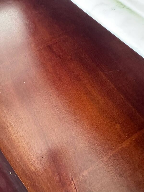 Commode de style en laque de Chine