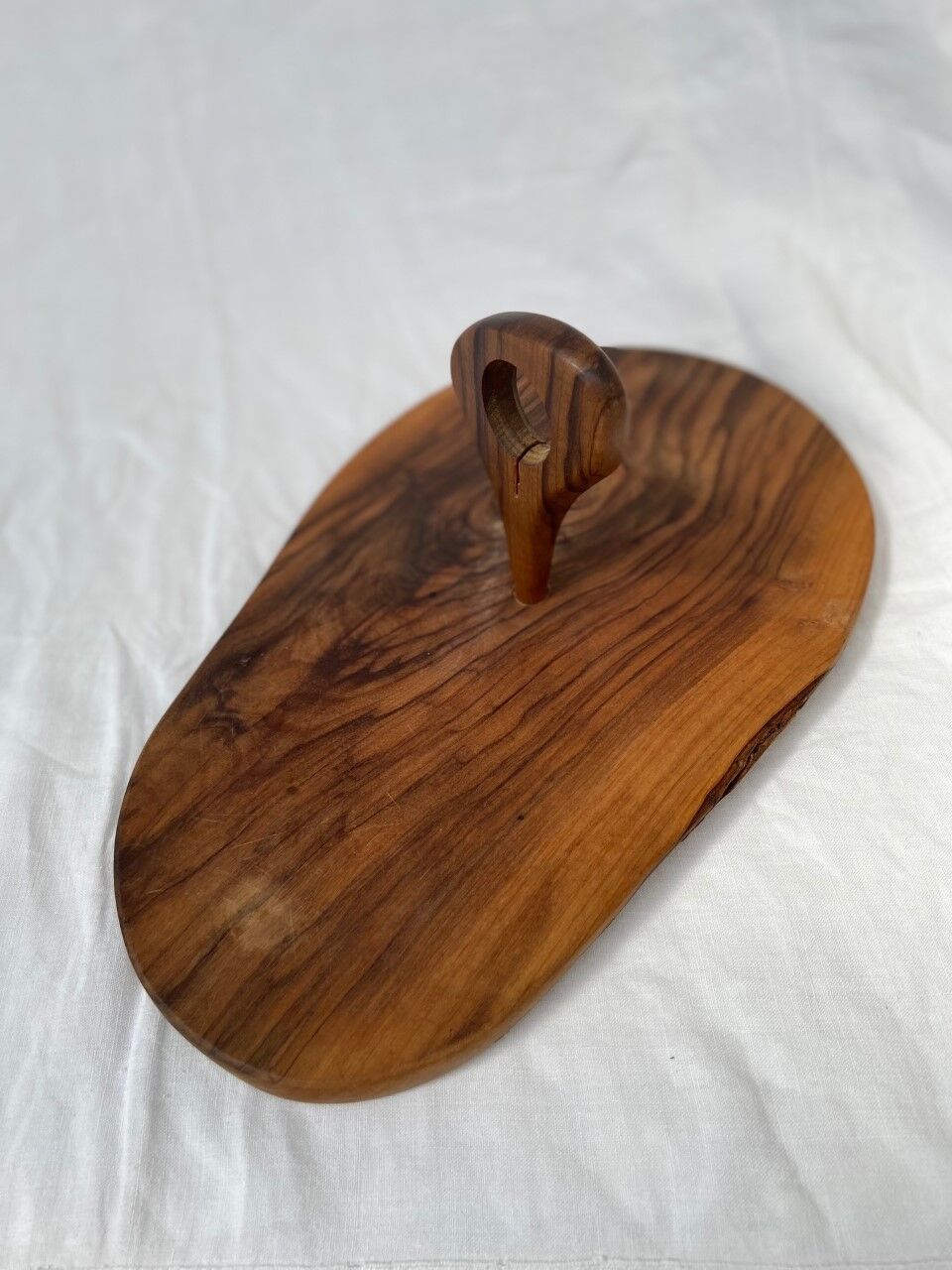 Olive wood cheese platter with knife (probably not original)