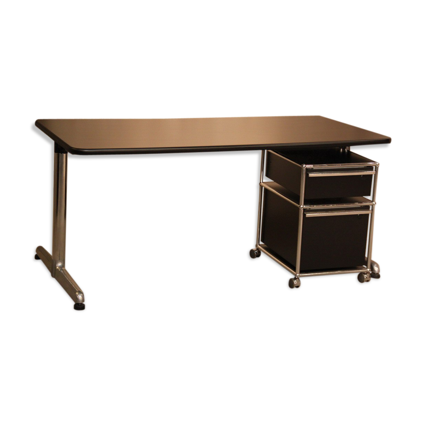 Office design and subwoofer usm haller