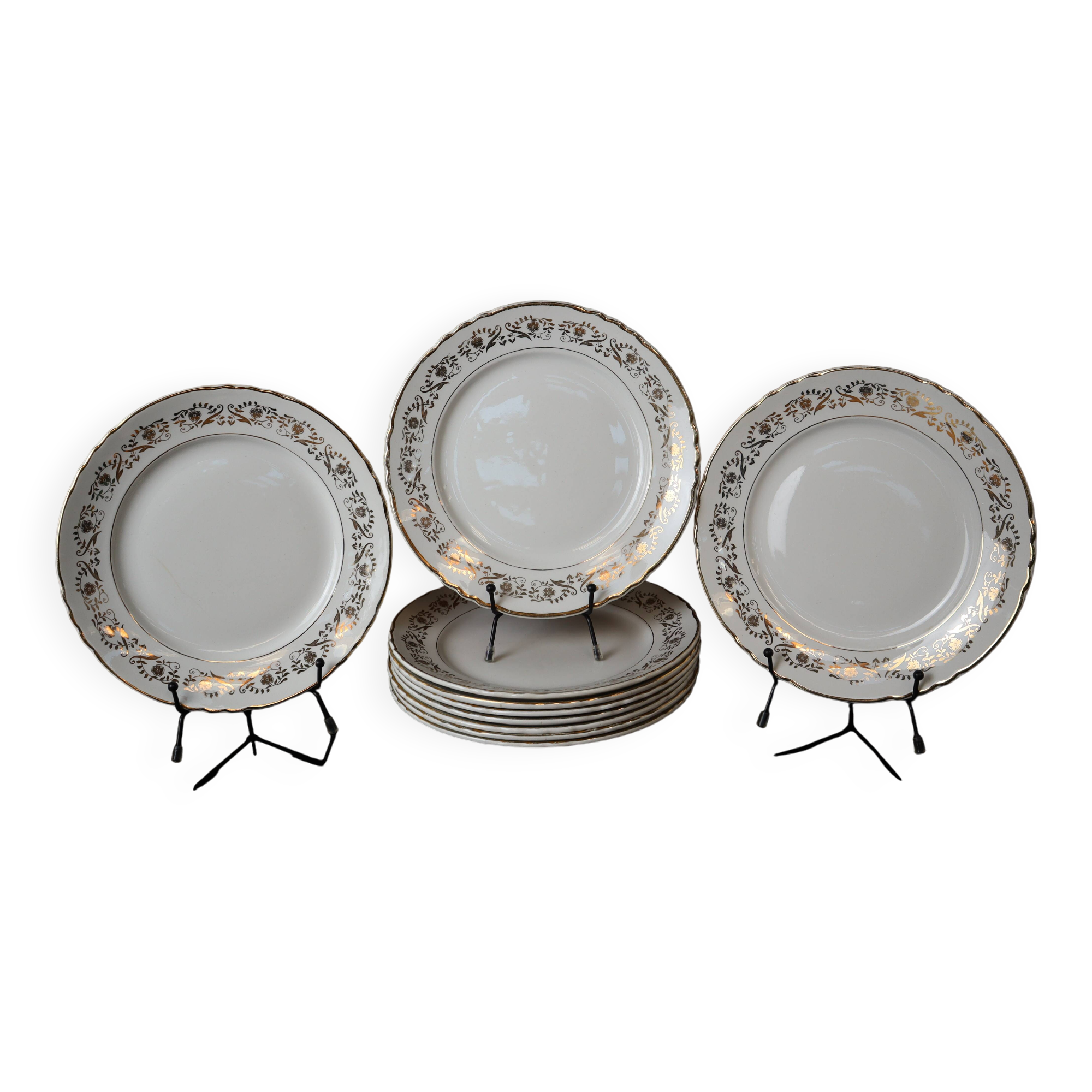 10 old flat earthenware plates Moulin des loups model Flandre