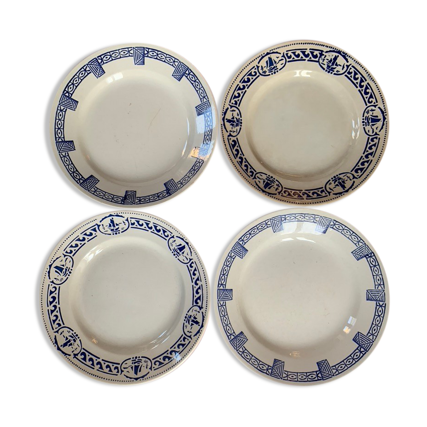 Blue old flat plates