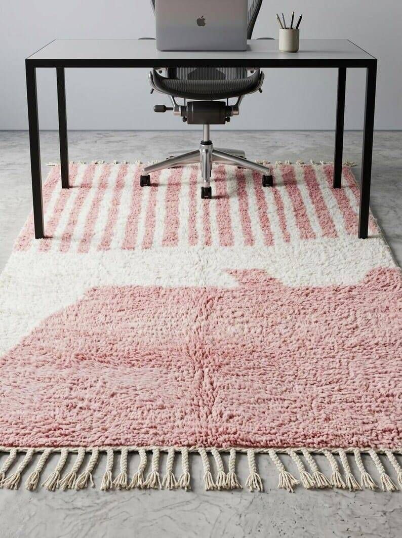 Pure wool rug, traditional handmade artisan creation, 1.5/2.5 m.