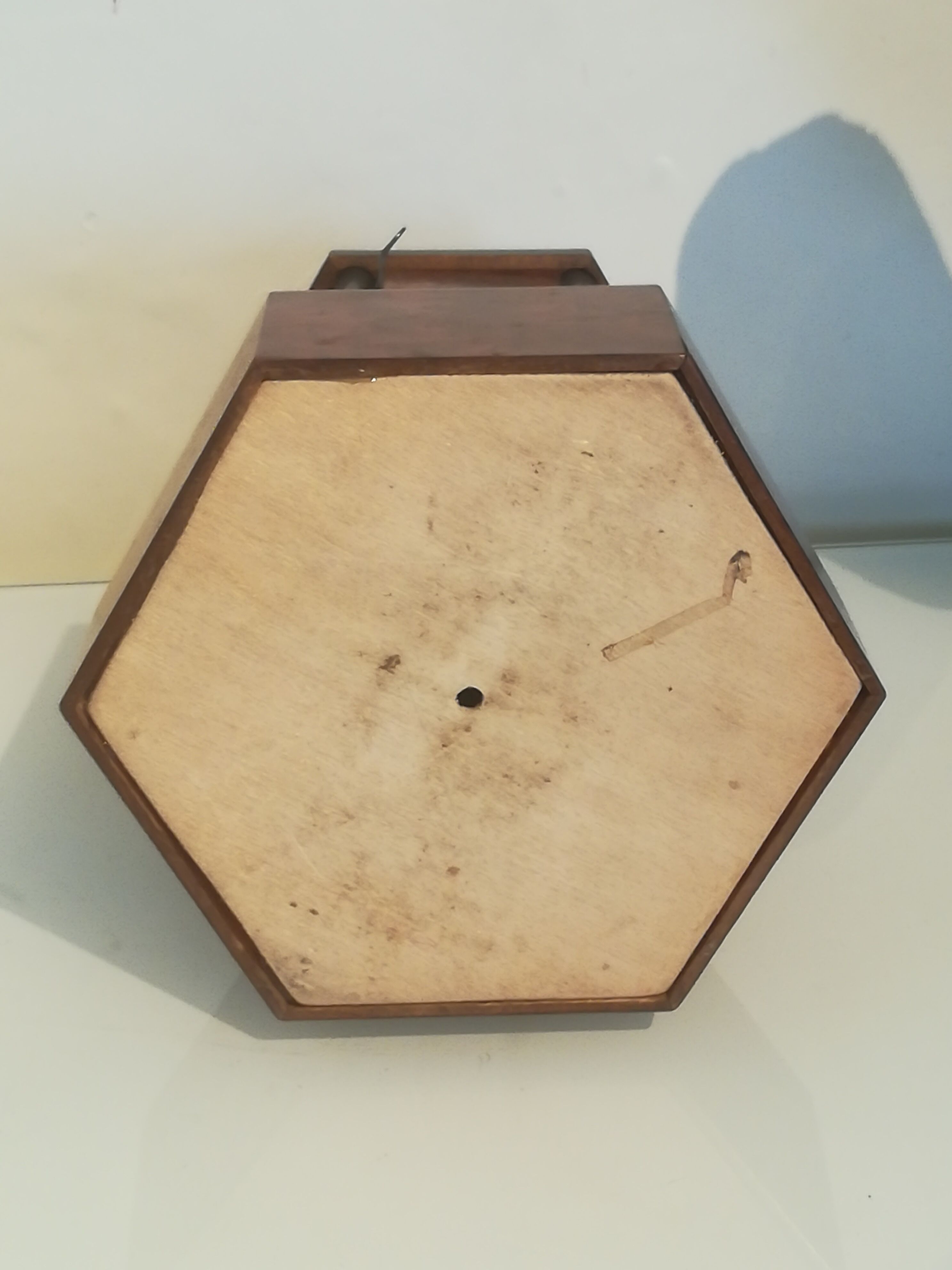 Cigar humidor in cedar burl