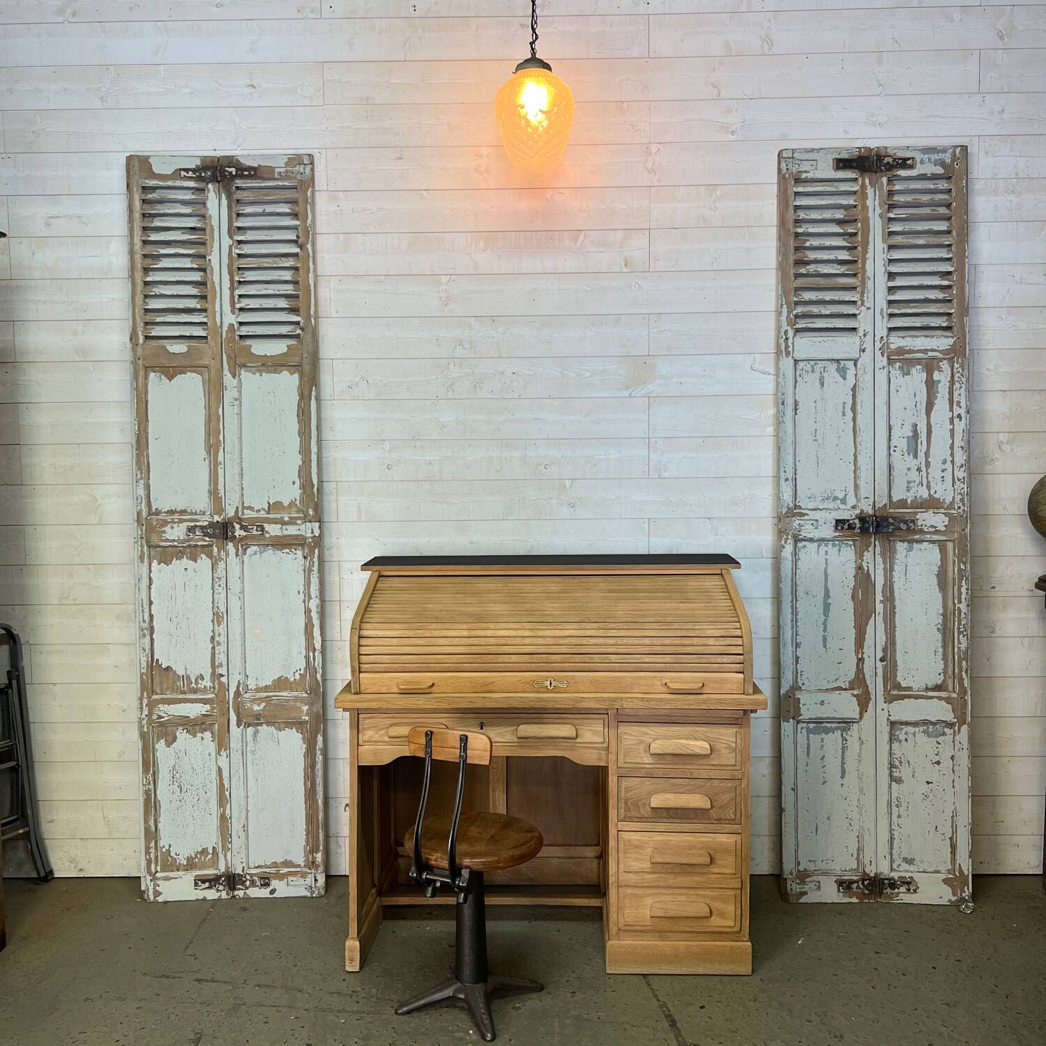 American desk with oak curtain