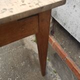 Farm table