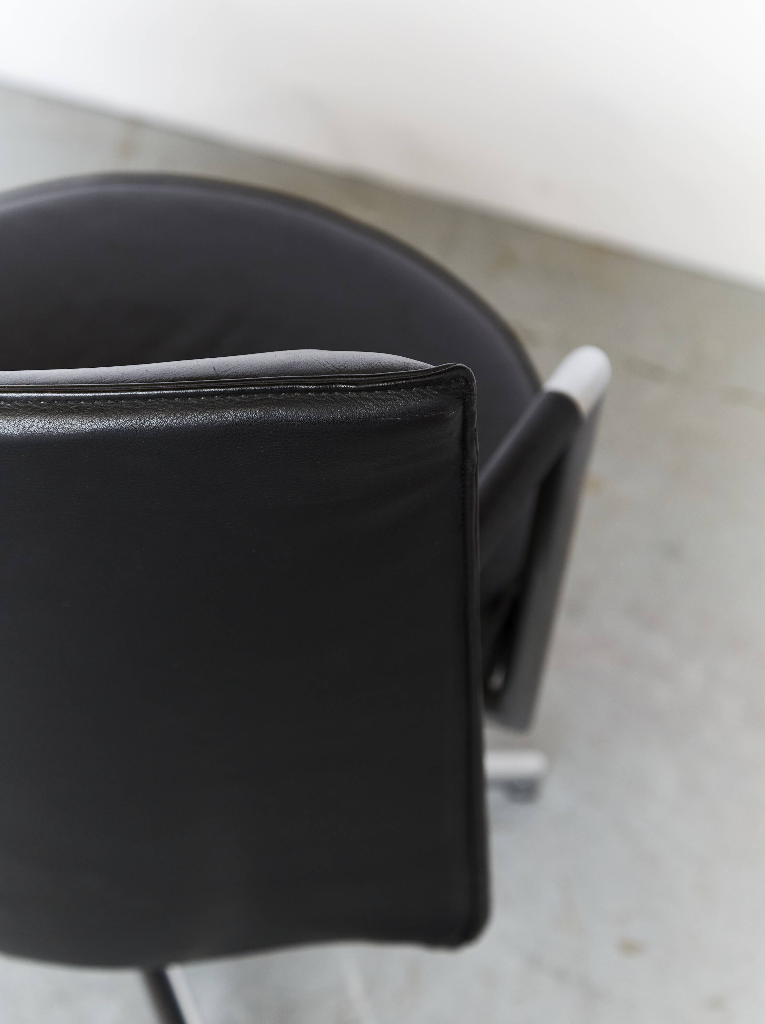 Fauteuil Erik Jørgensen Ej70 « Partner » par J. Foersom & P. Hiort-Lorenzen