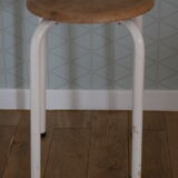 White mullca stool