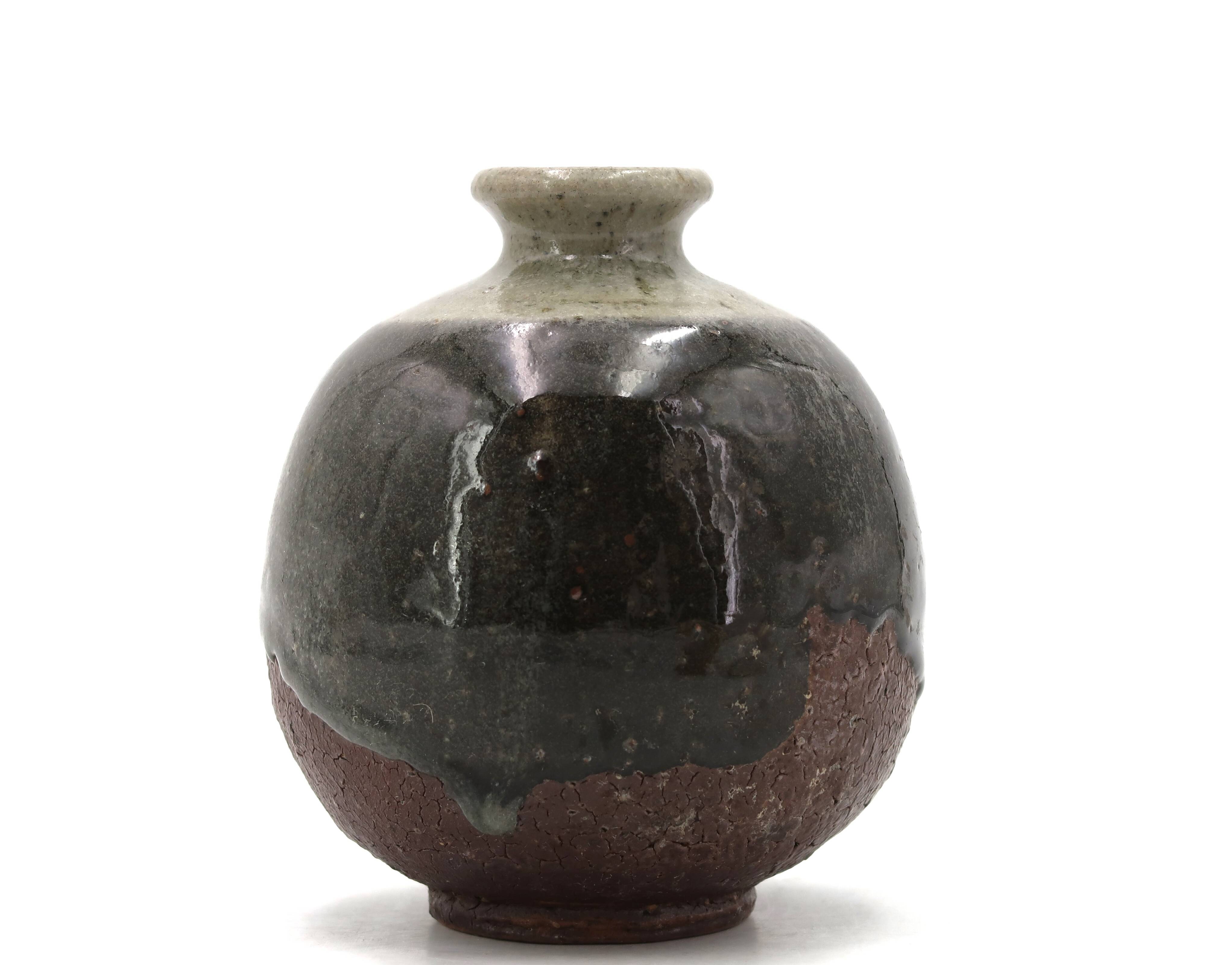 Wabi-sabi round vase in stoneware with green glazing, 1970s ceramics.