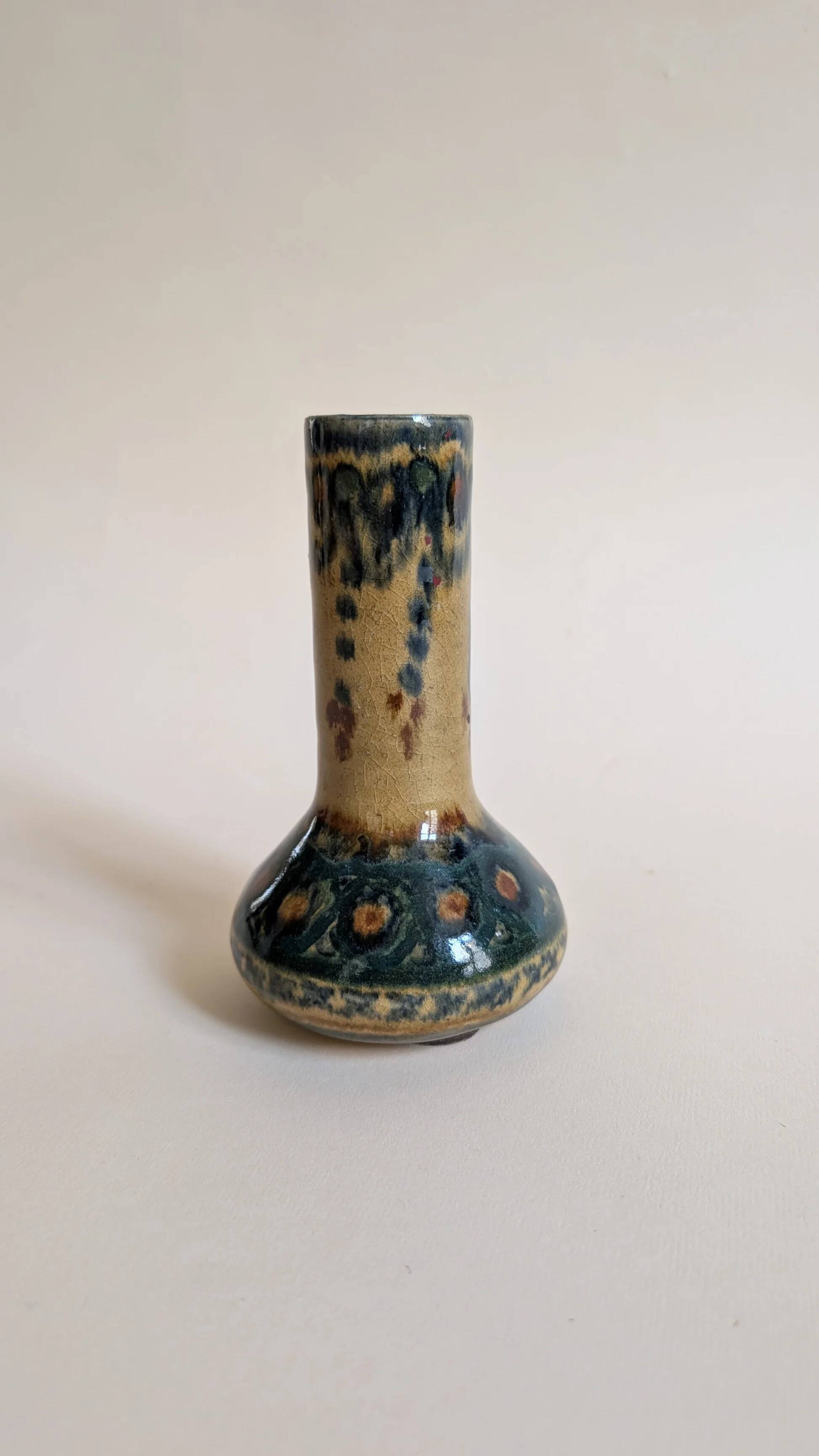 Ceramic vase