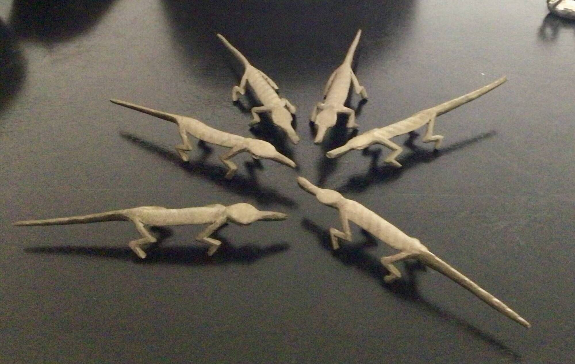 6 porte-couteau crocodile en laiton