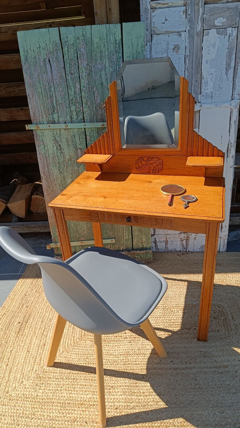 Art Deco dressing table with removable mirror