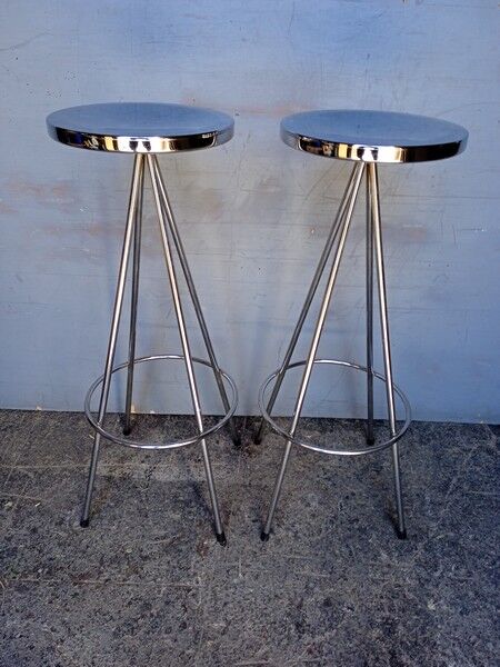Pair 2 high bar stools all chrome