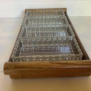 Ancien plateau bois serviteur et raviers en verre moulé