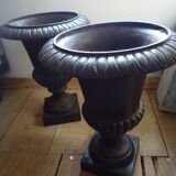 Pair gardener vases medici style cast iron xixth establishment emile pêchenard