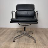 Armchair / Conference Chair By Charles & Ray Eames / Used