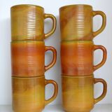 6 Arcopal coffee mugs in very good condition