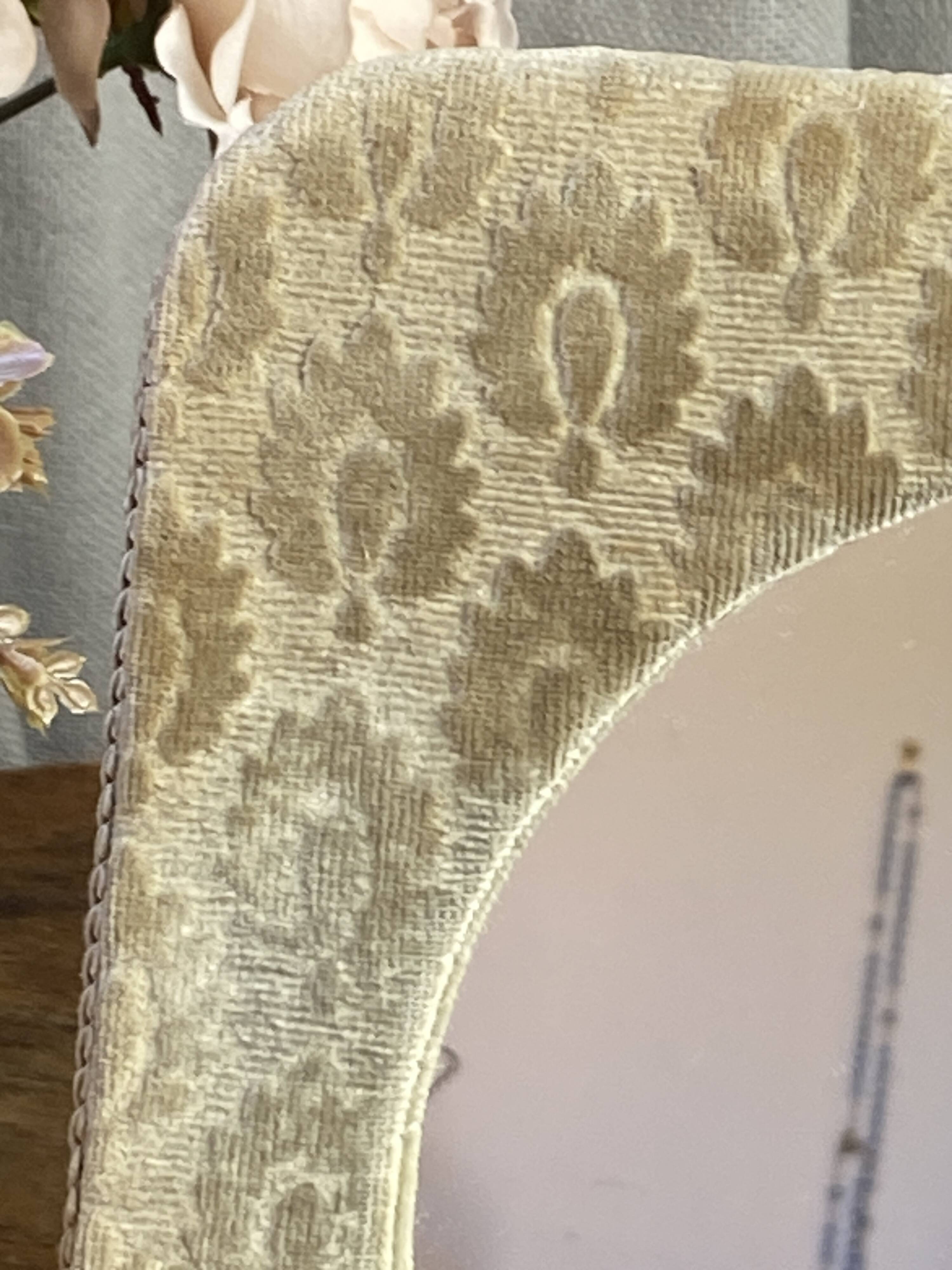 Velvet tabletop mirror