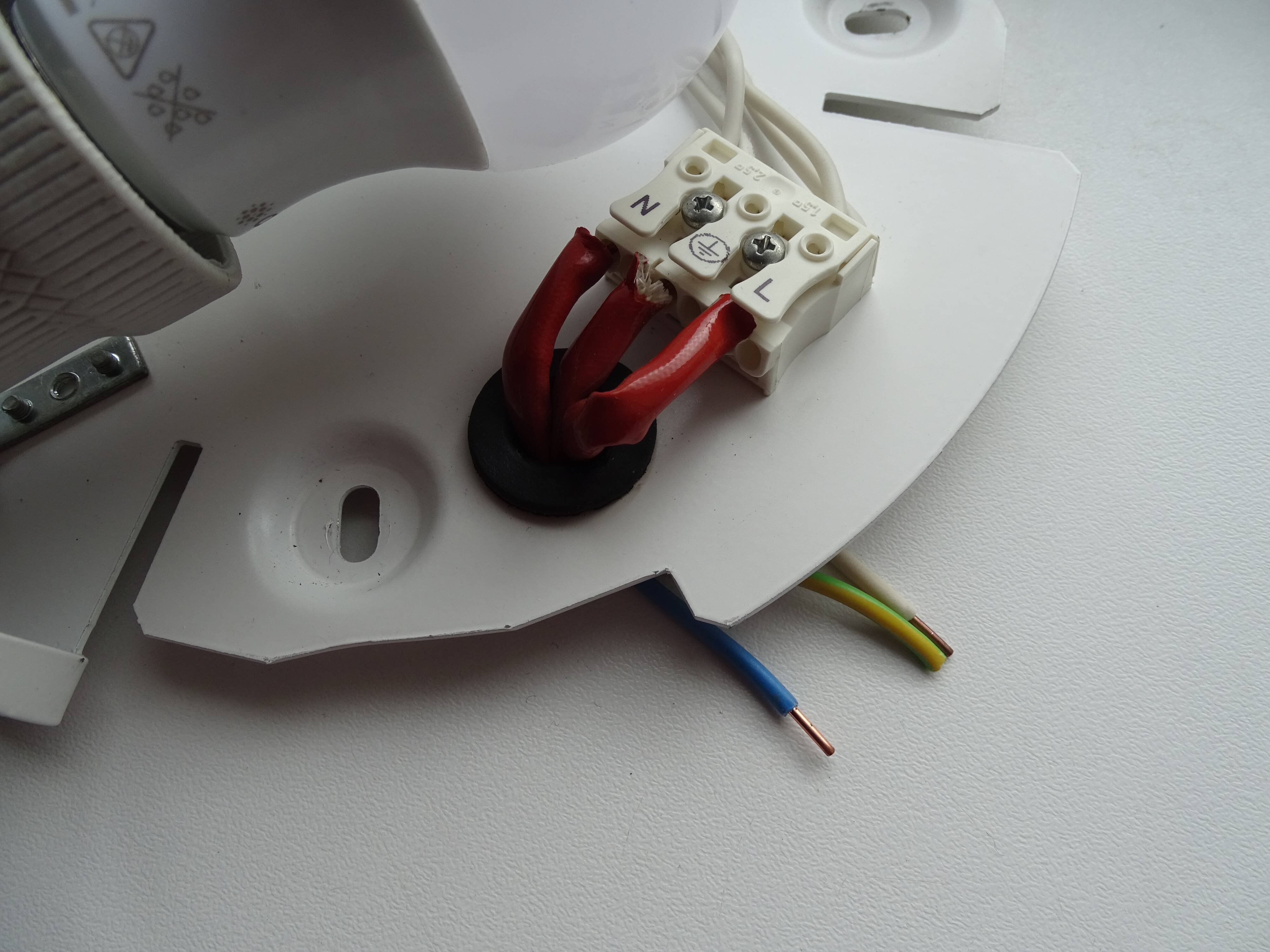 ARTEMIDE 1980 oval design wall light by Patrick Jouin orange/white 1